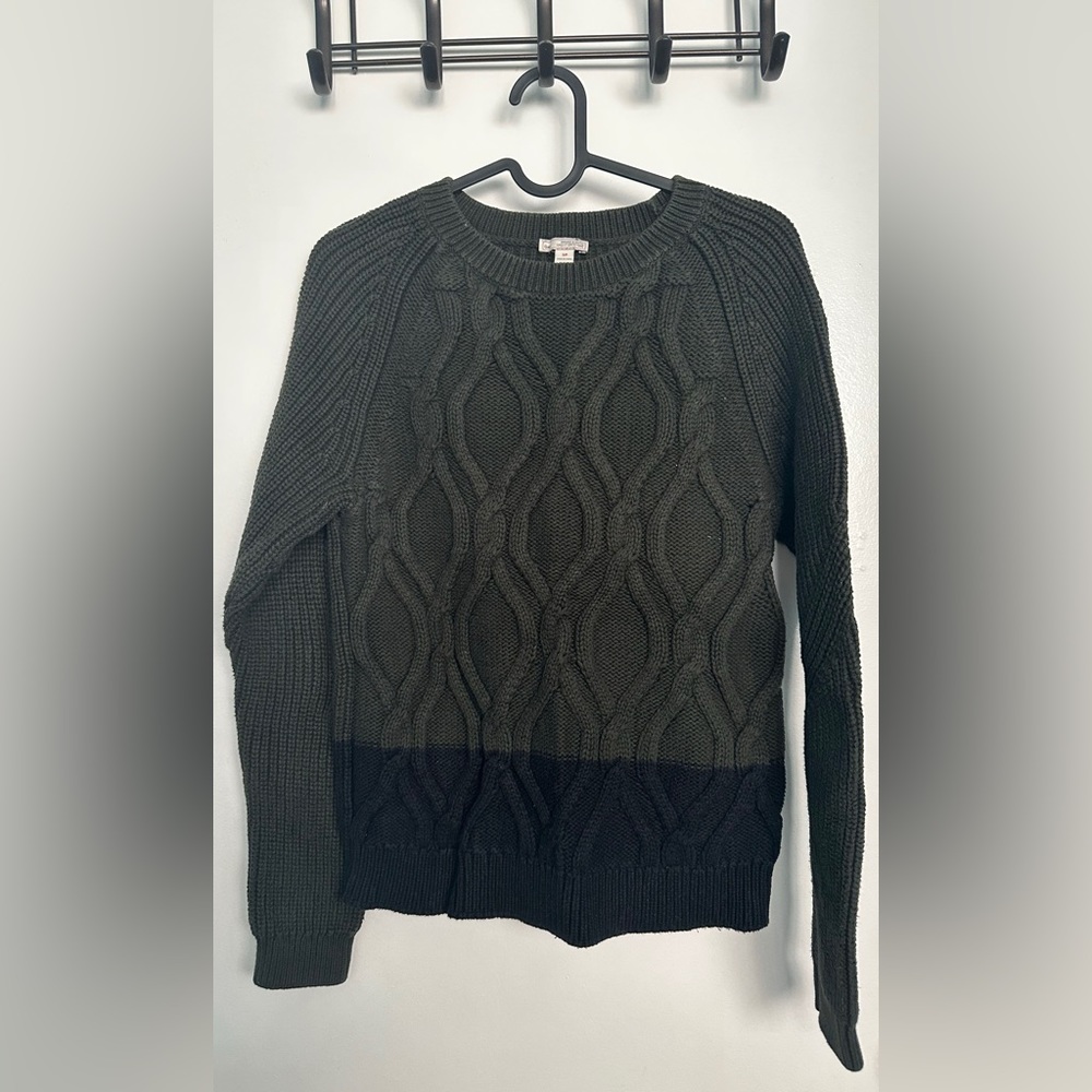 Beautiful Knitted Sweater from Gap. Great condition, size: S.